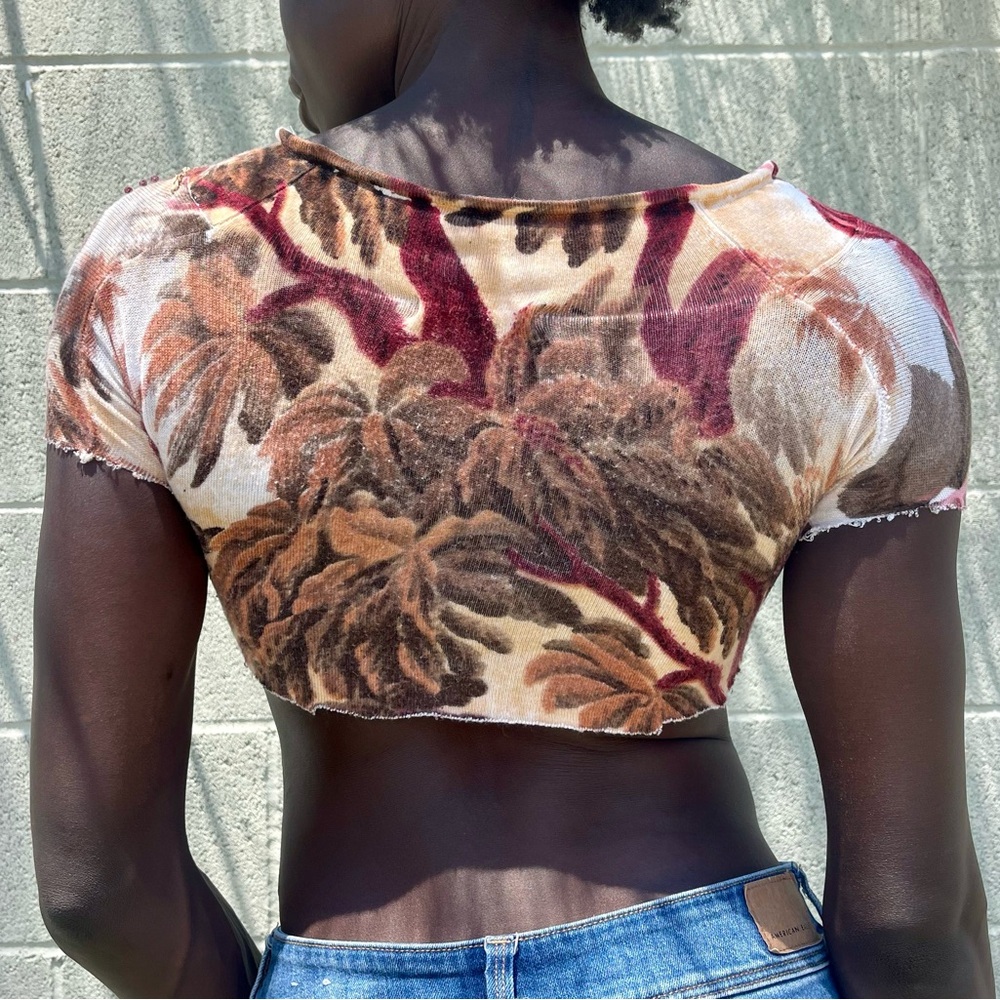 Crop top - Picture 2 of 2